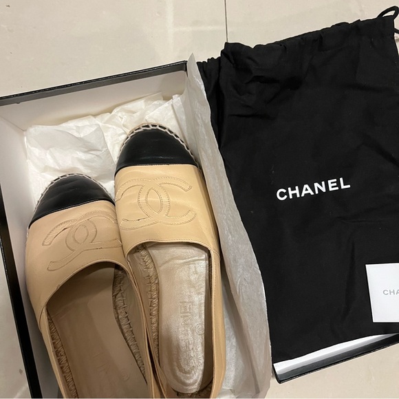 Chanel espadrilles gently worn - Picture 7 of 8